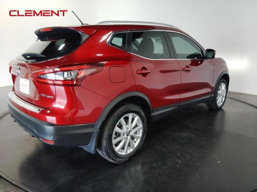2022 Nissan Rogue Sport SV