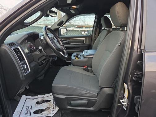 2022 RAM 1500 Classic SLT