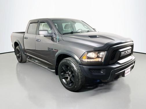 Granite Crystal Clearcoat Metallic 2022 RAM 1500 Classic SLT