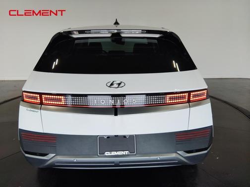 2022 Hyundai IONIQ 5 SEL