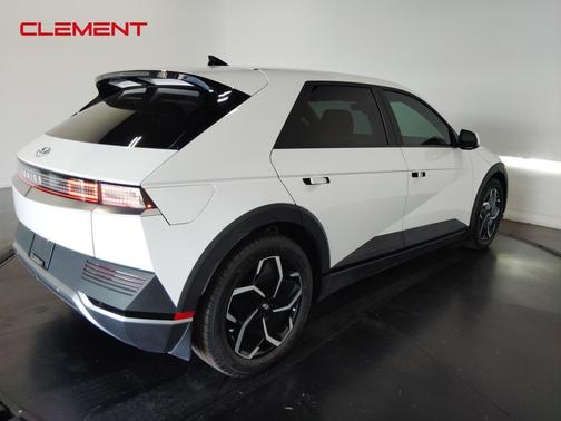 2022 Hyundai IONIQ 5 SEL