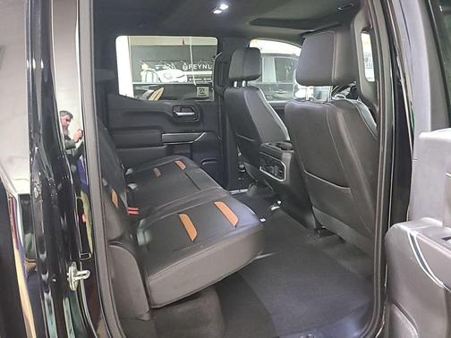 2022 GMC Sierra 1500 Limited AT4