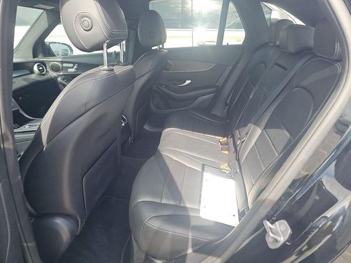 2021 Mercedes-Benz GLC 300 Base