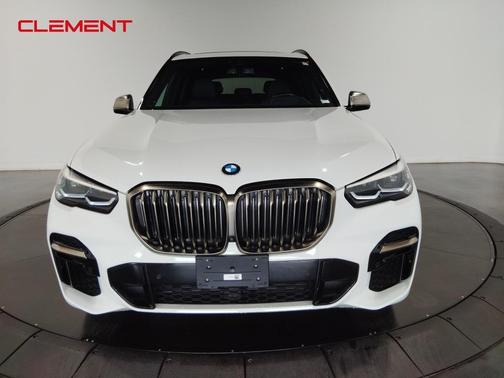 2022 BMW X5 M50i