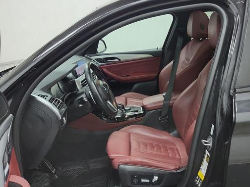 2022 BMW X4 xDrive30i
