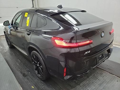 2022 BMW X4 xDrive30i