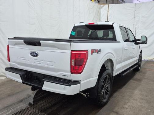 Oxford White 2022 Ford F-150 XLT