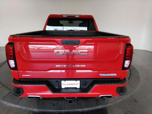 2022 GMC Sierra 1500 Limited Elevation