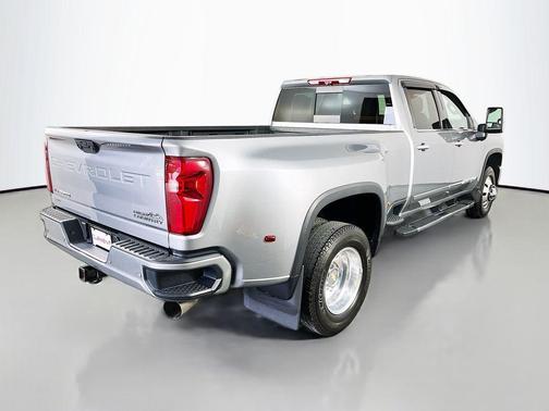 Sterling Gray Metallic 2025 Chevrolet Silverado 3500 High Country