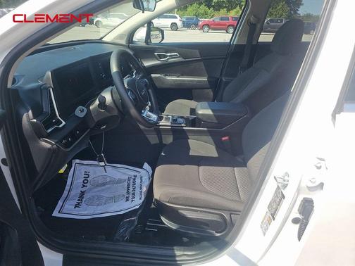 2025 Kia Sportage LX