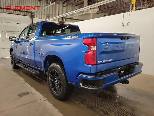 2022 Chevrolet Silverado 1500 Custom