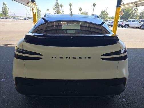 Alta White 2023 Genesis GV60 Performance