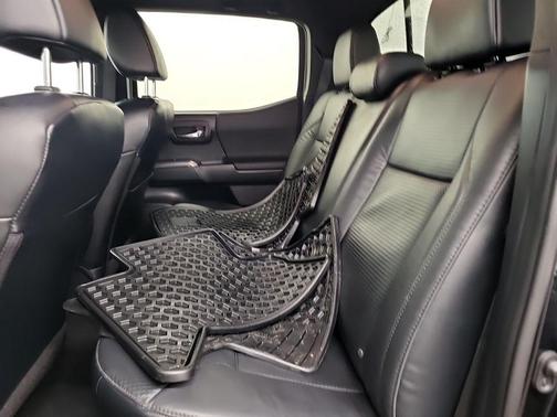 Midnight Black Metallic 2021 Toyota Tacoma TRD Sport
