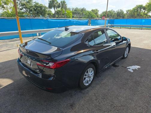 UNDERGROUND 2026 Toyota Camry LE
