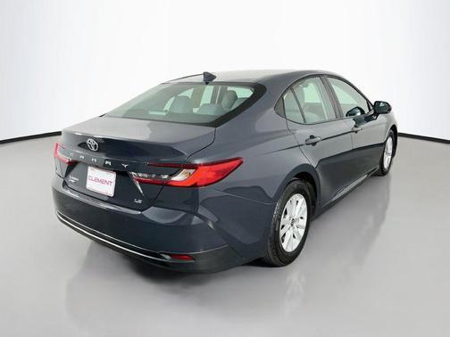 UNDERGROUND 2026 Toyota Camry LE