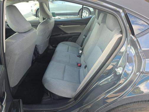 UNDERGROUND 2026 Toyota Camry LE