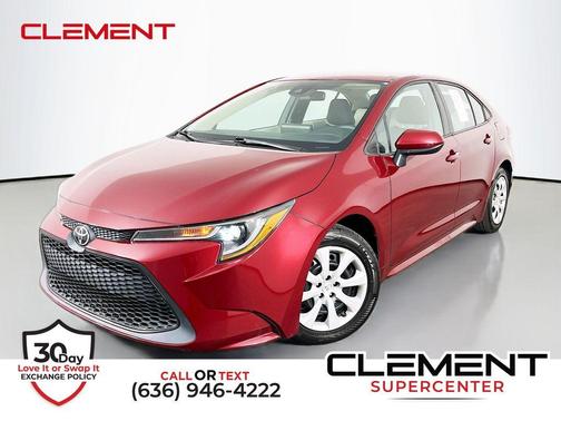 Pearl 2022 Toyota Corolla LE