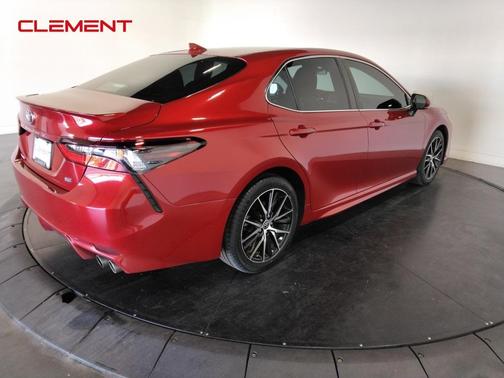 2023 Toyota Camry SE Nightshade