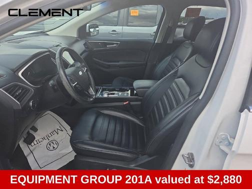 White Platinum Clearcoat Metallic 2019 Ford Edge SEL