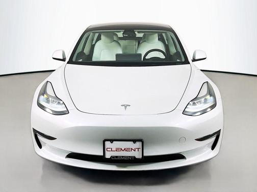 Pearl White Multi 2023 Tesla Model 3 Base