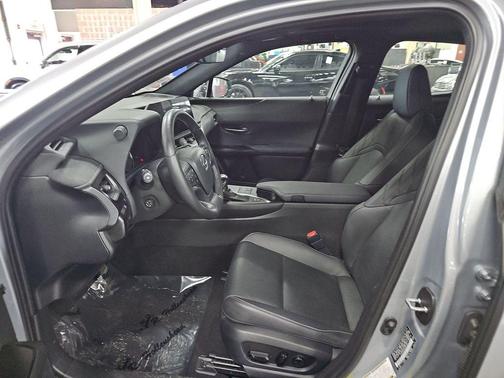 2023 Lexus UX 250h Premium