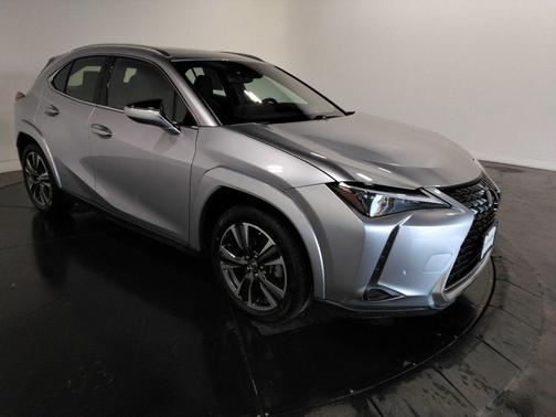 2023 Lexus UX 250h Premium