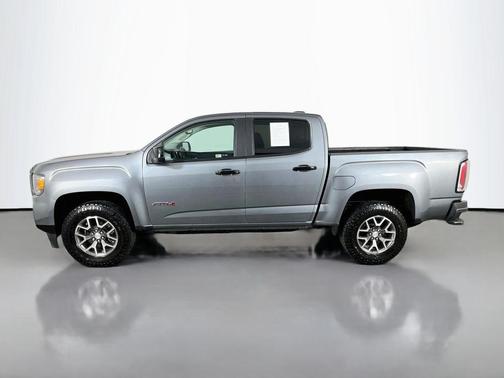 Satin Steel Metallic 2022 GMC Canyon AT4 w/Cloth