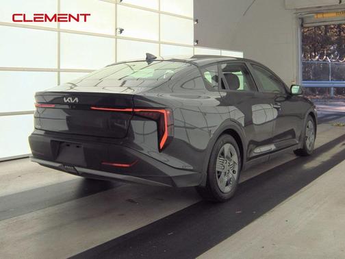 2025 Kia K4 LX