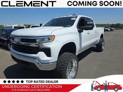 Summit White 2022 Chevrolet Silverado 1500 LT