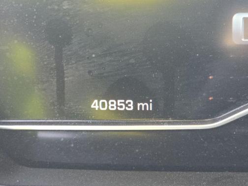 Summit White 2022 Chevrolet Silverado 1500 LT