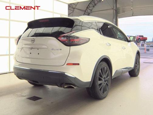2023 Nissan Murano SL