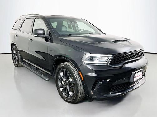 DB Black Crystal Clearcoat 2024 Dodge Durango R/T