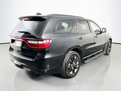 DB Black Crystal Clearcoat 2024 Dodge Durango R/T