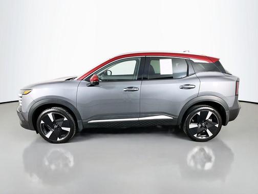 2t Gun Red Roof 2025 Nissan Kicks SR