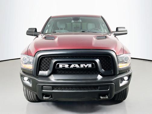 Delmonico Red Pearlcoat 2022 RAM 1500 Classic SLT