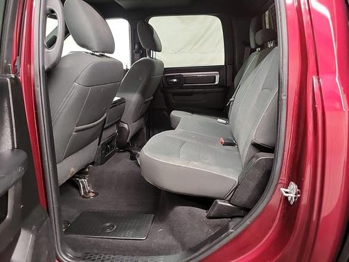 Delmonico Red Pearlcoat 2022 RAM 1500 Classic SLT