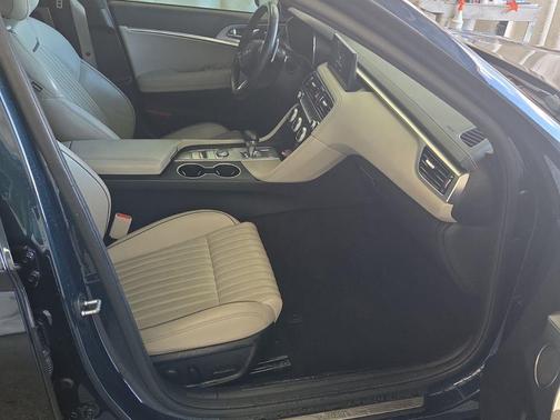 Tasman Blue 2023 Genesis G70 2.0T