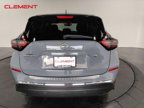 2022 Nissan Murano SL