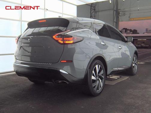 2022 Nissan Murano SL