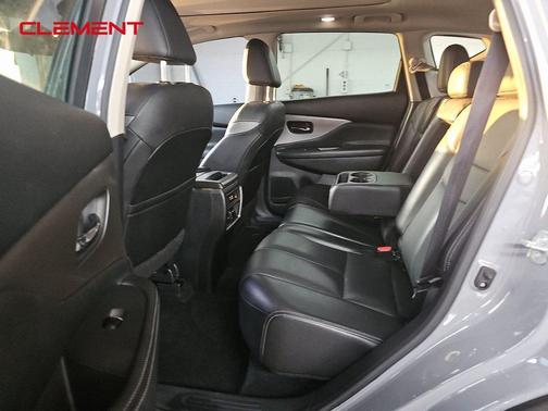 2022 Nissan Murano SL