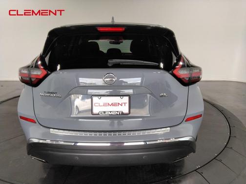 2022 Nissan Murano SL