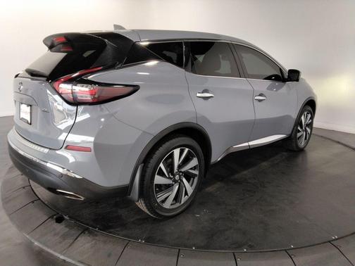2022 Nissan Murano SL