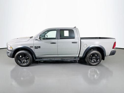 Ceramic Gray Clearcoat 2022 RAM 1500 Classic SLT
