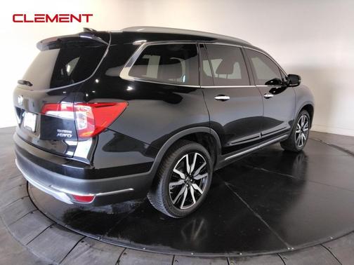2019 Honda Pilot Touring 8-Passenger