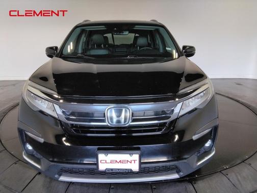 2019 Honda Pilot Touring 8-Passenger
