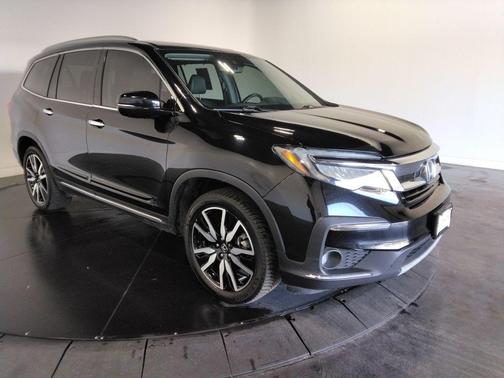 2019 Honda Pilot Touring 8-Passenger