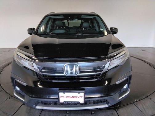 2019 Honda Pilot Touring 8-Passenger