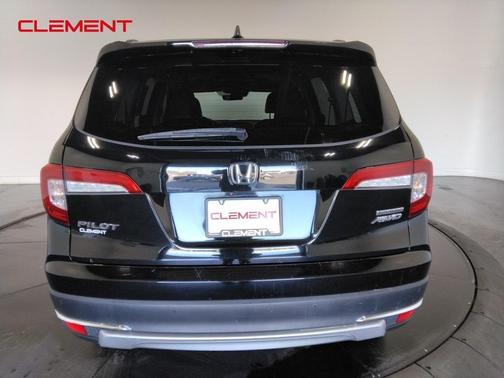 2019 Honda Pilot Touring 8-Passenger