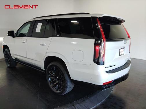 2024 Cadillac Escalade Sport