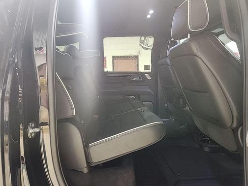 2024 GMC Sierra 2500 AT4X